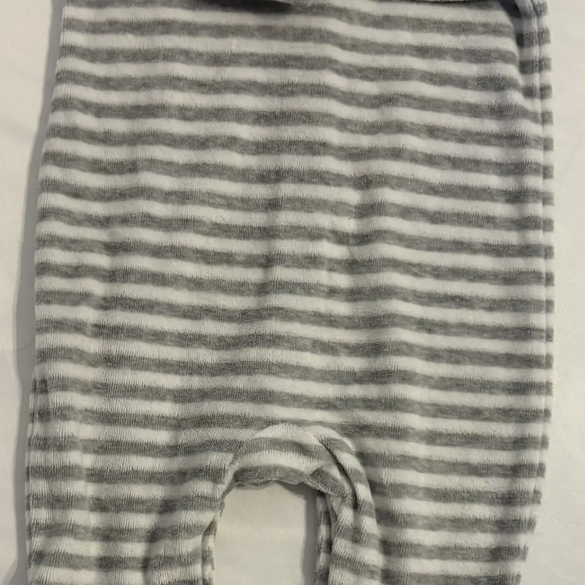 Pyjamas gris en velours 3 mois