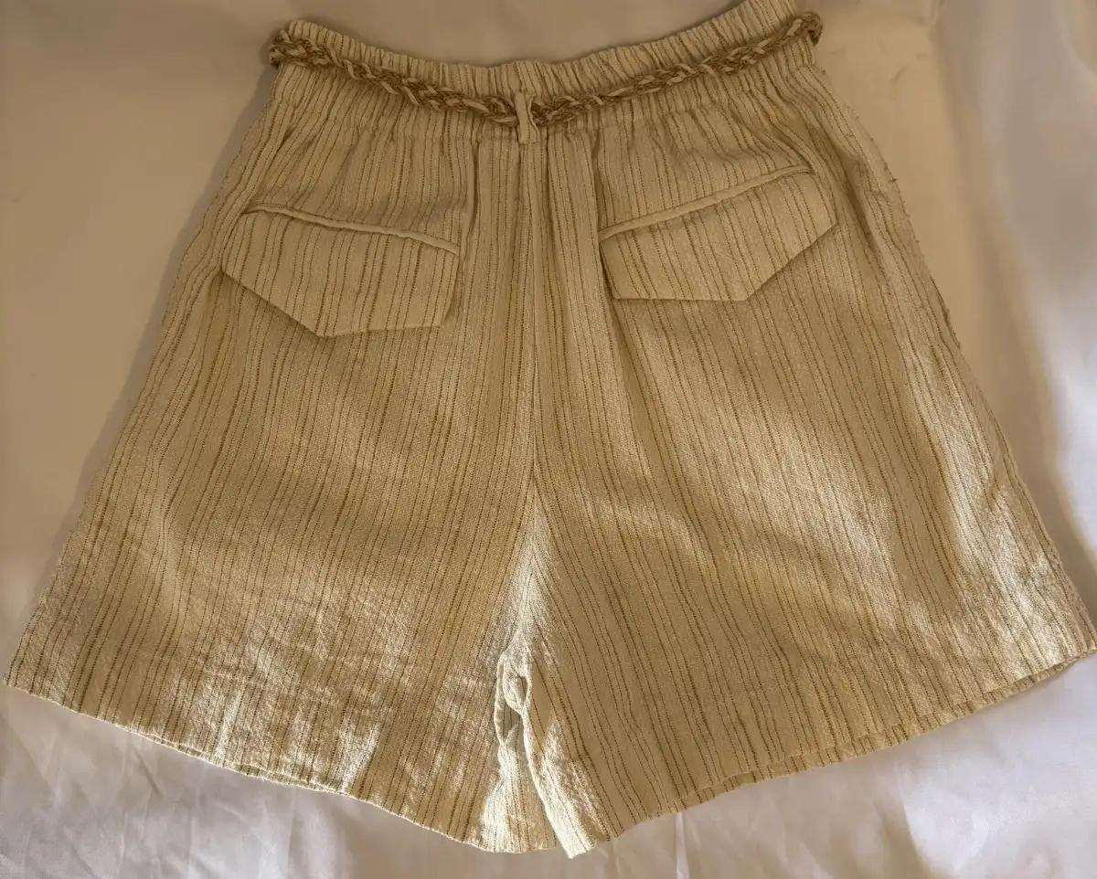short beige a rayure 13-14 ans