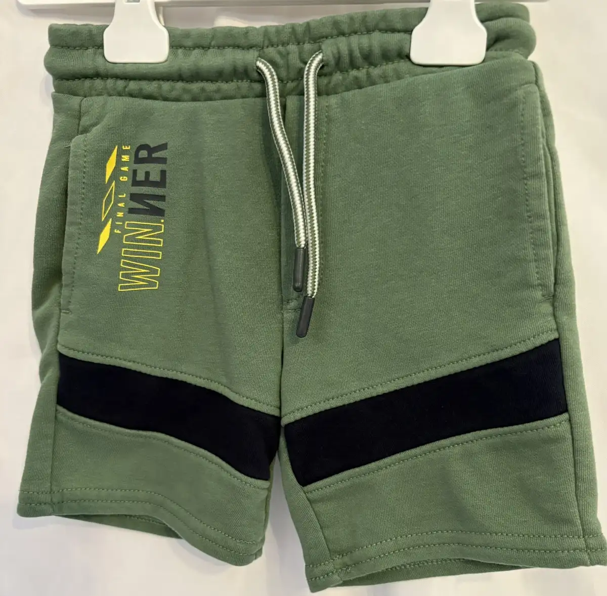 short vert 4 mois
