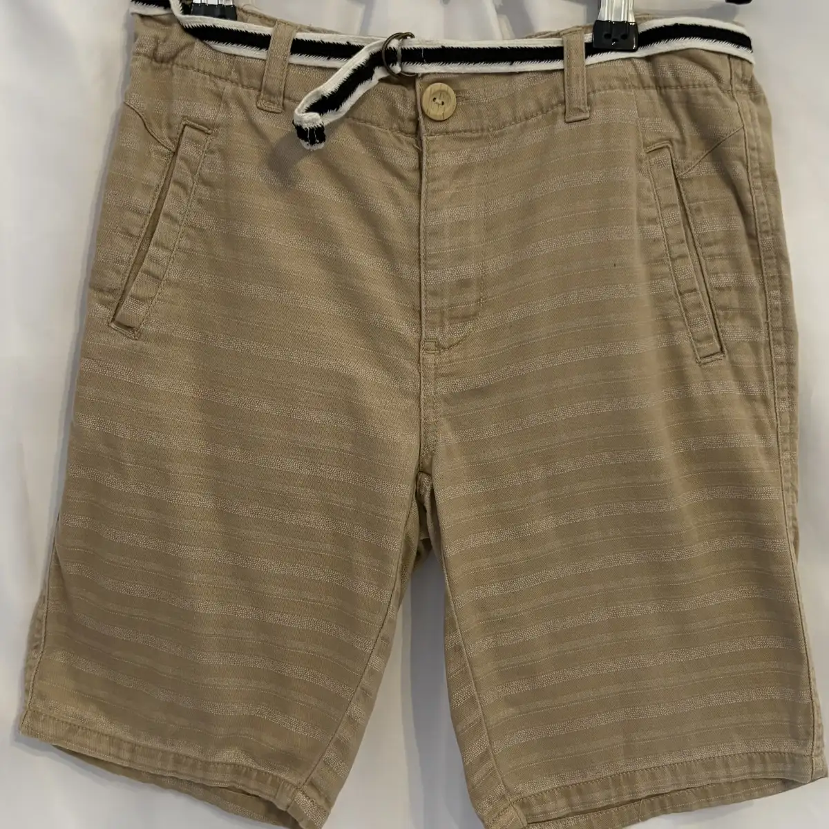 short  marron clair - beige 10 ans