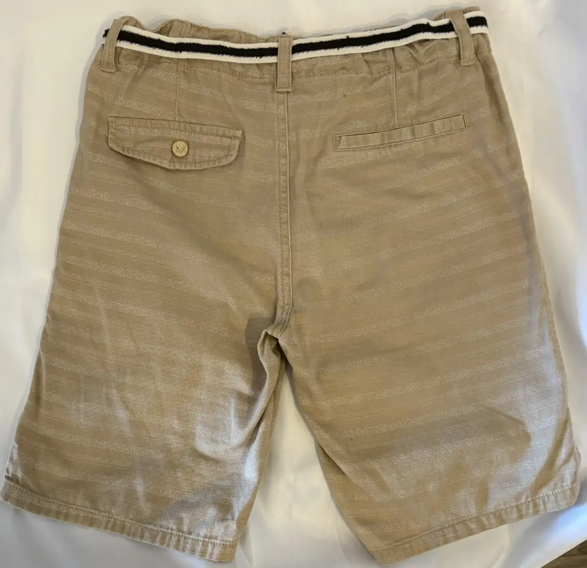 short  marron clair - beige 10 ans