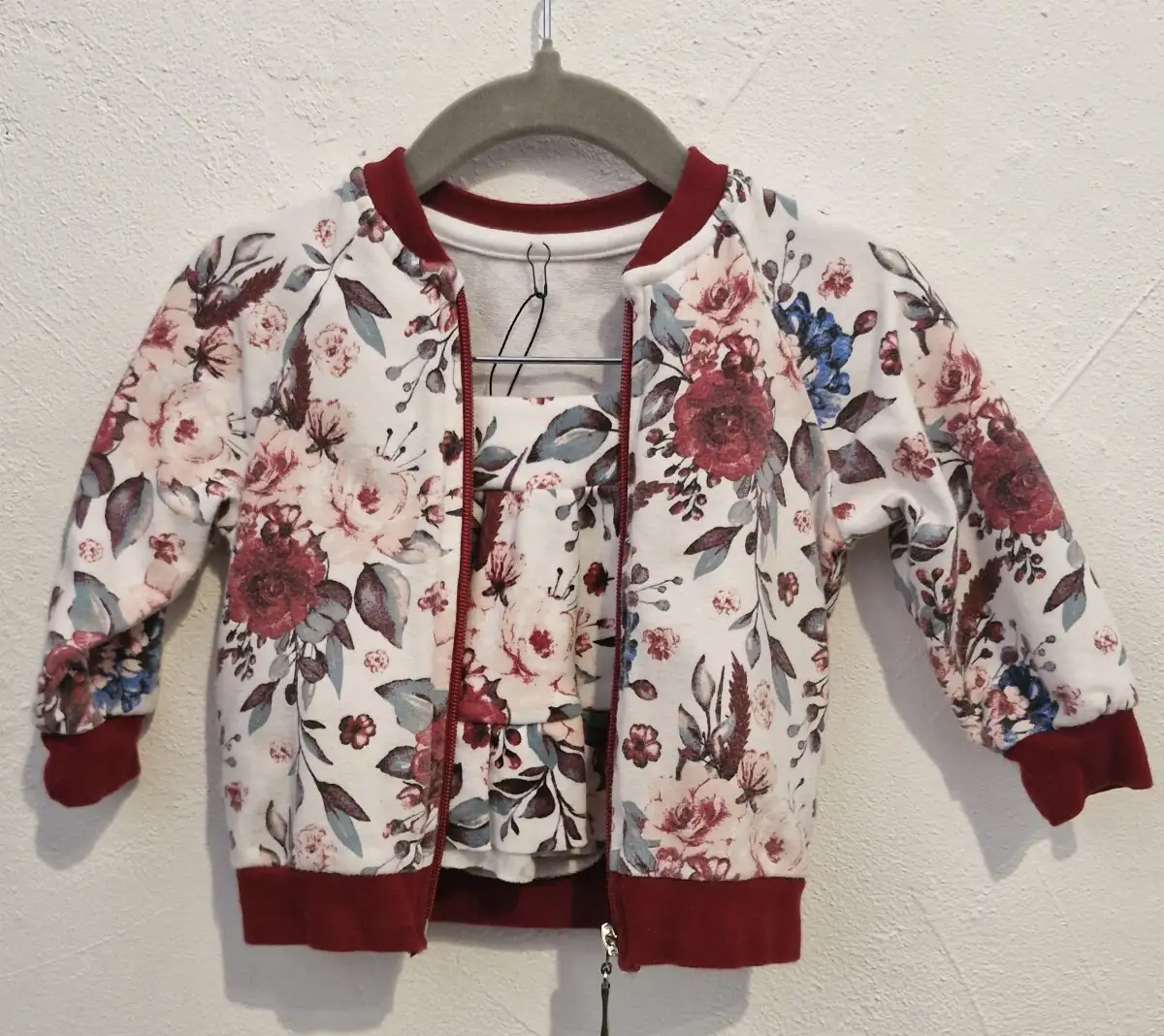 Ensemble jupe + veste 2 ans